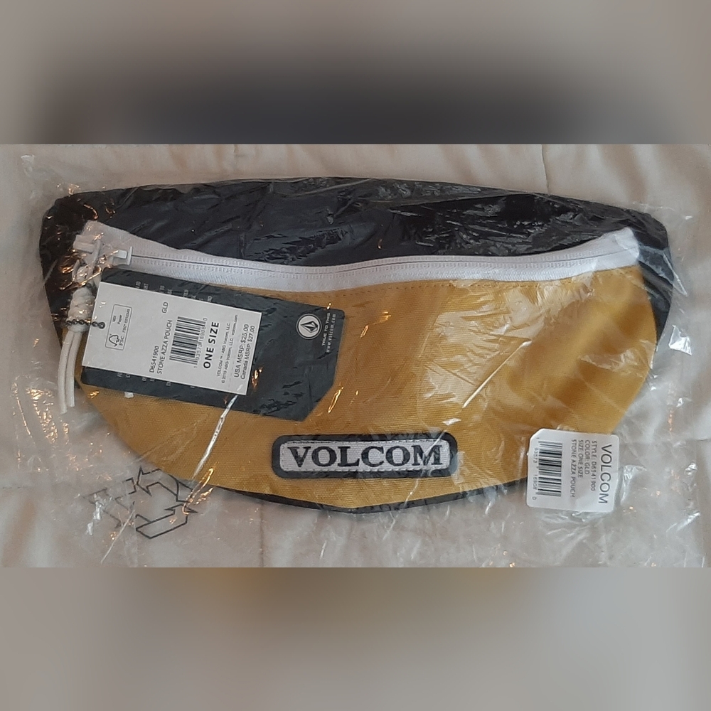 Volcom Waist Pouch *NWT*